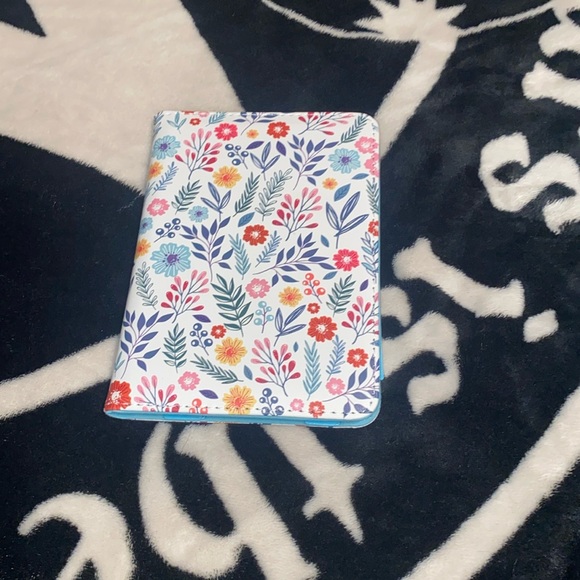 Kindle paperwhite case - Picture 1 of 5